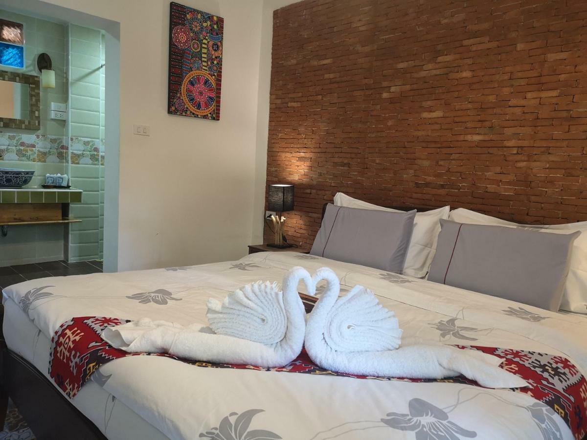 Pao Come Boutique House (Adults Only) Чиангмай Екстериор снимка